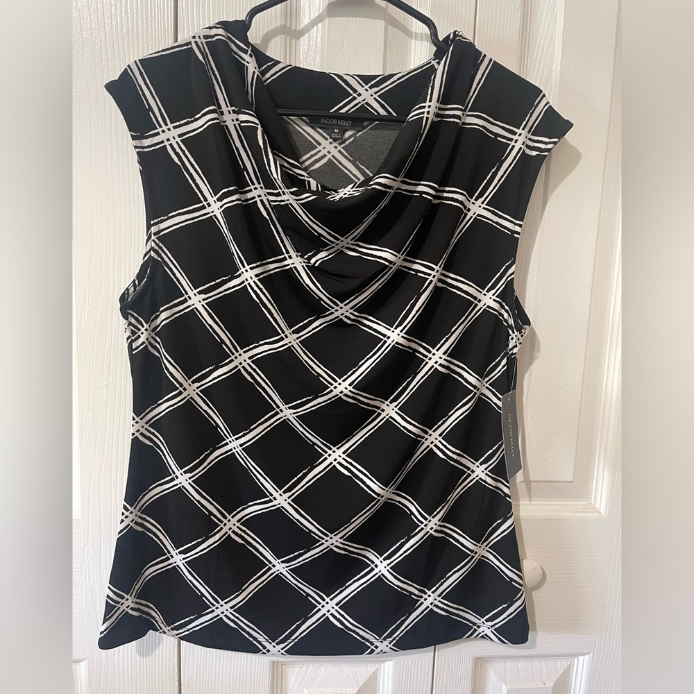 Black and White Fitted Cap Sleeve Blouse
